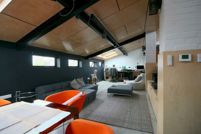 3 Bedroom Apartment To Rent In The Old Racecourse Lewes, BN7