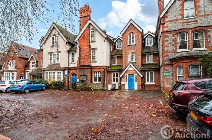 Studio For Sale In London Road, Reading, Berkshire, RG1