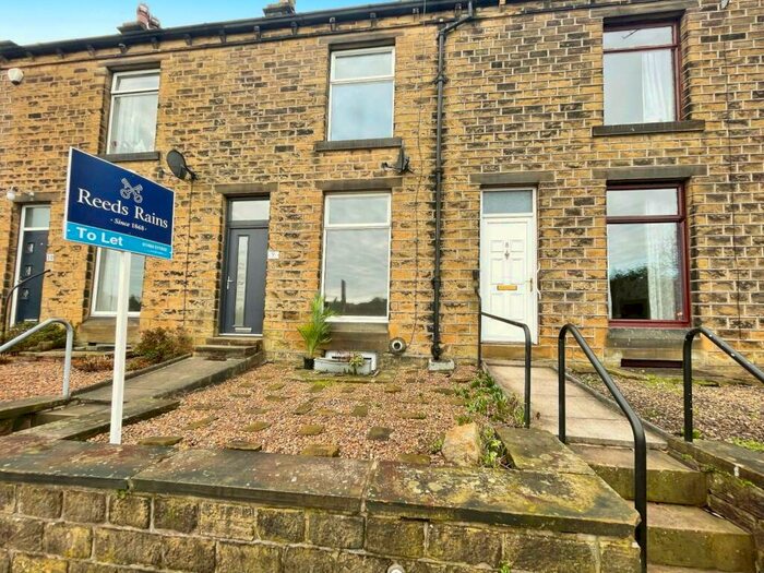 3 Bedroom Terraced House To Rent In Lindley Street, Milnsbridge, Huddersfield, West Yorkshire, HD3
