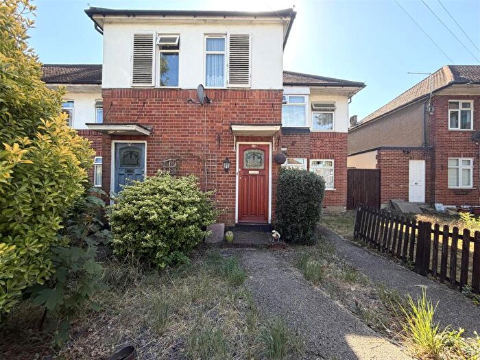 2 Bedroom Flat To Rent In West End Road, Ruislip, HA4