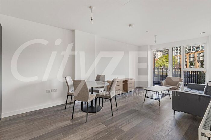 2 Bedroom Flat To Rent In Horn Lane, London, W3