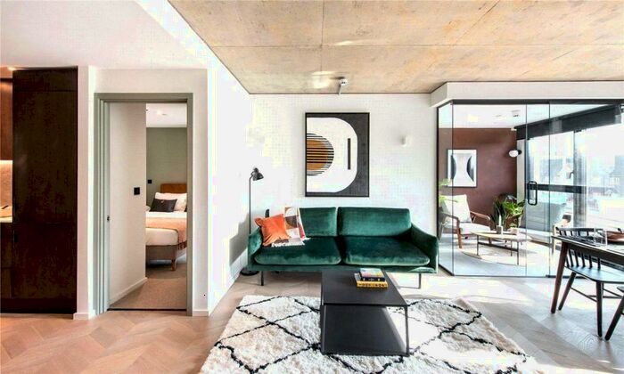 2 Bedroom Apartment To Rent In St George's Gardens, A Spinners Way, Manchester, M15