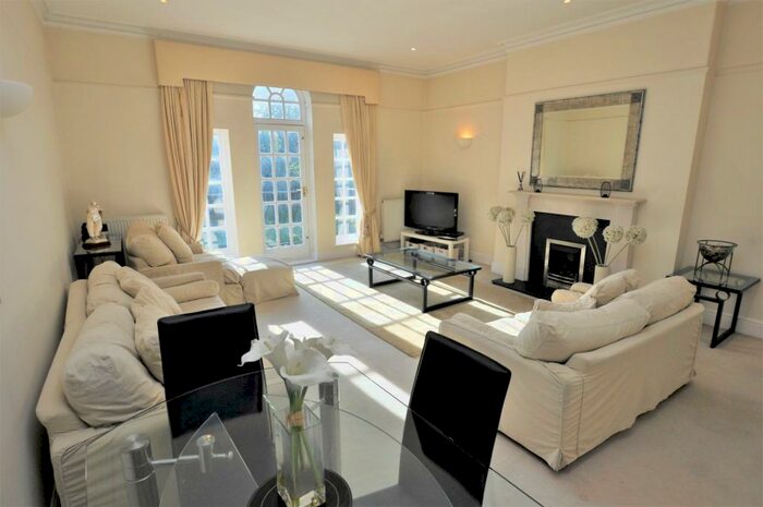 2 Bedroom Apartment To Rent In Jesmond Park West, Newcastle Upon Tyne, NE7