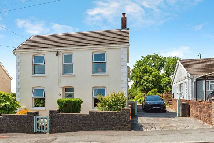 6 Bedroom Detached House For Sale In Heol Y Banc, Bancffosfelen, Llanelli, Carmarthenshire, SA15