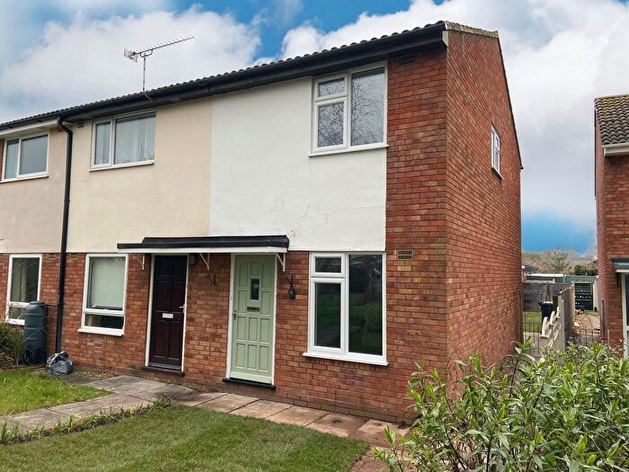 2 Bedroom End Terrace House To Rent In Queensway, Taunton, TA1