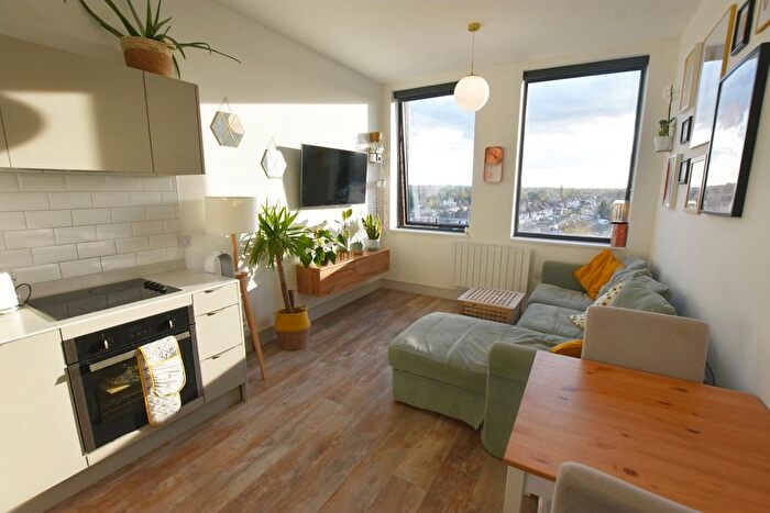 1 Bedroom Flat For Sale In Park Gate, Coventry Road, Sheldon, B26