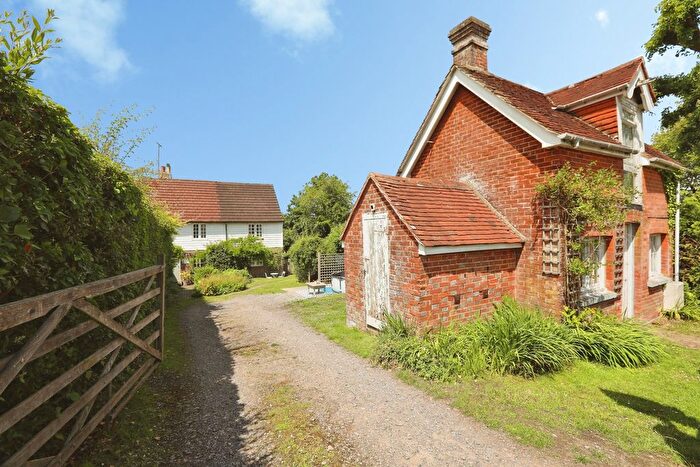 5 Bedroom Semi Detached House For Sale In Howbourne Lane, Buxted, Uckfield, East Sussex, TN22