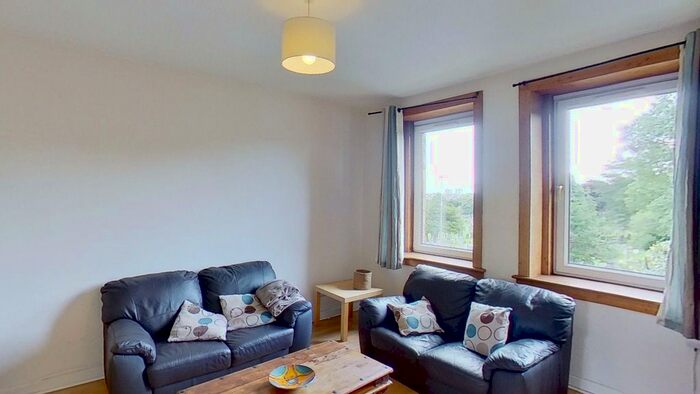 2 Bedroom Flat To Rent In Broughton Road, Broughton EH7