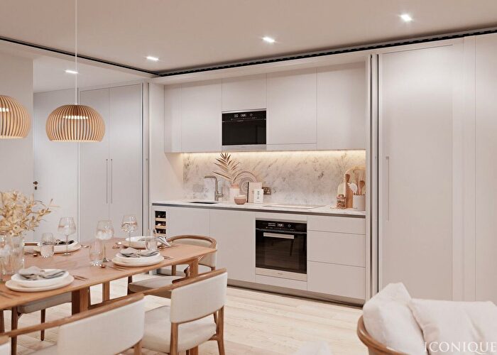 2 Bedroom Flat For Sale In Moxon Street, London, W1U