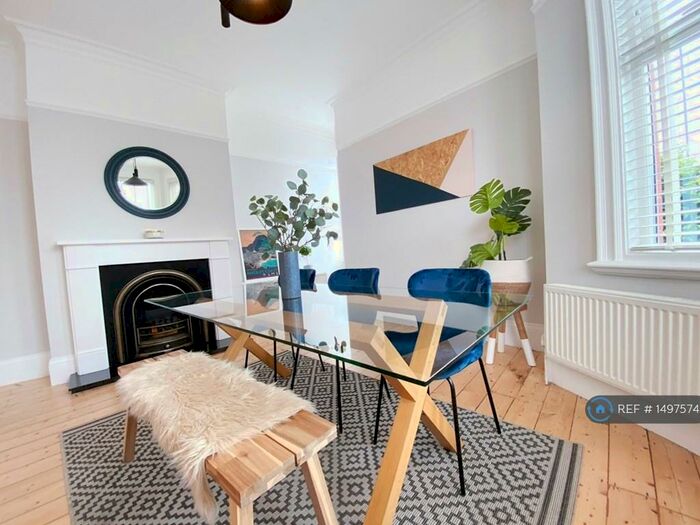 3 Bedroom Terraced House To Rent In Wingrove Road, Newcastle Upon Tyne, NE4