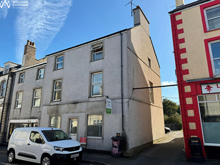 6 Bedroom End Of Terrace House For Sale In Mona Street, Amlwch, Anglesey, LL68