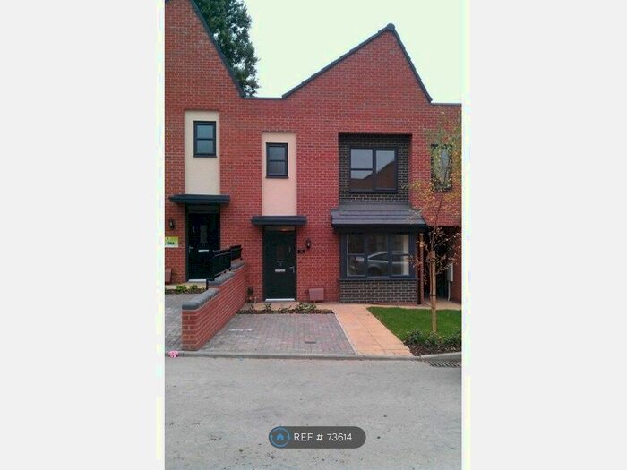 5 Bedroom Semi-Detached House To Rent In Clodeshall Road, Birmingham, B8