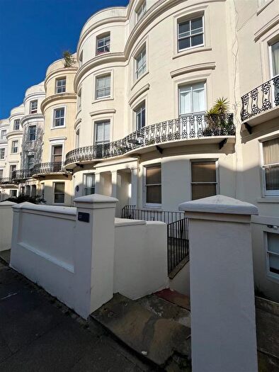 1 Bedroom Flat To Rent In Lansdowne Place, Hove, BN3