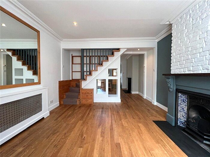 2 Bedroom Terraced House To Rent In Albany Road, Brentford, TW8