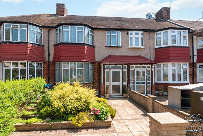 3 Bedroom House For Sale In Camborne Road, Morden, SM4