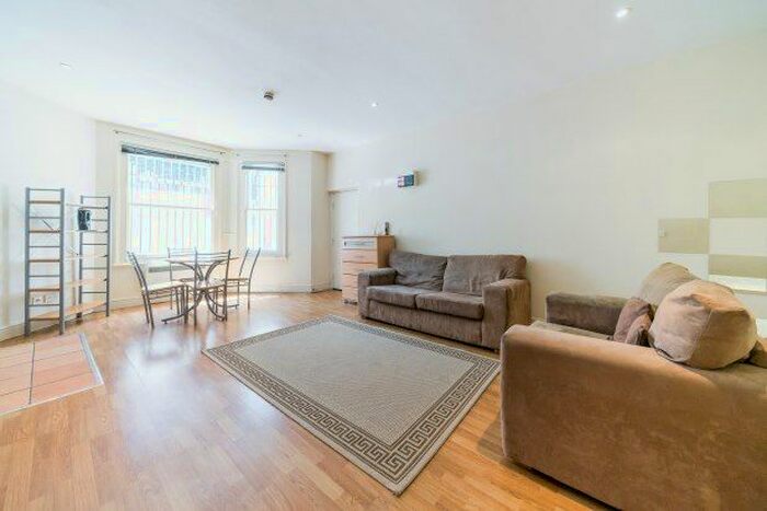 Studio To Rent In Southwell Gardens, London SW7