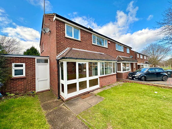 3 Bedroom Semi-Detached House To Rent In Whaddon Way, Bletchley, Milton Keynes, MK3