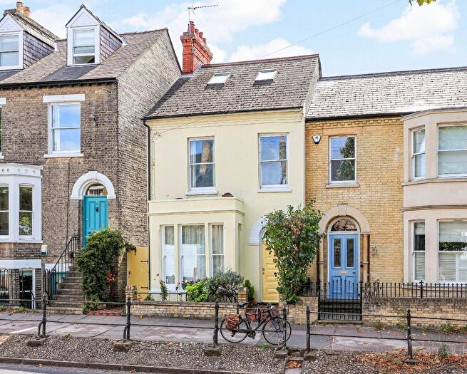 4 Bedroom Town House For Sale In Maids Causeway, Cambridge, CB5