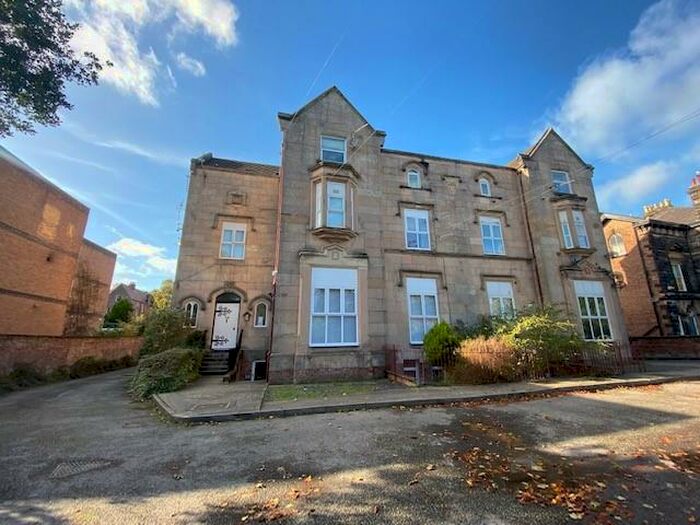 1 Bedroom Flat To Rent In Forest Road, Prenton, CH43