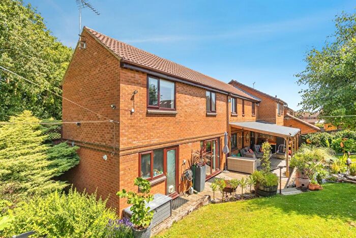 4 Bedroom Semi-Detached House For Sale In Aintree Close, Bletchley, Milton Keynes, MK3