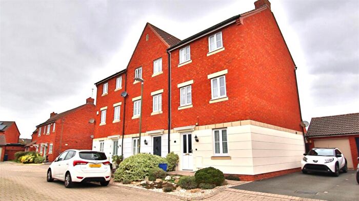 3 Bedroom End Of Terrace House For Sale In Musket Close, Walton Cardiff, Tewkesbury, GL20