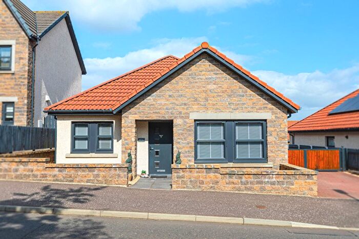 4 Bedroom Detached Bungalow For Sale In The Avenue, Lochgelly, KY5