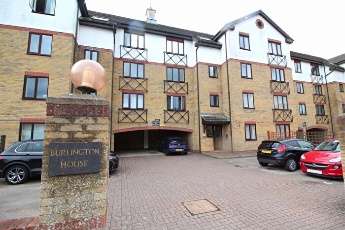 2 Bedroom Flat For Sale In Viersen Platz, Peterborough, PE1