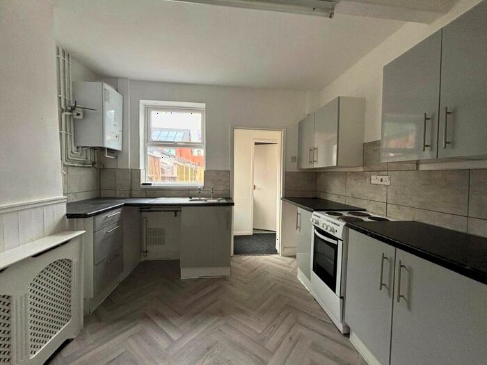 2 Bedroom Terraced House To Rent In Newton Street, Mansfield, Nottinghamshire, NG18