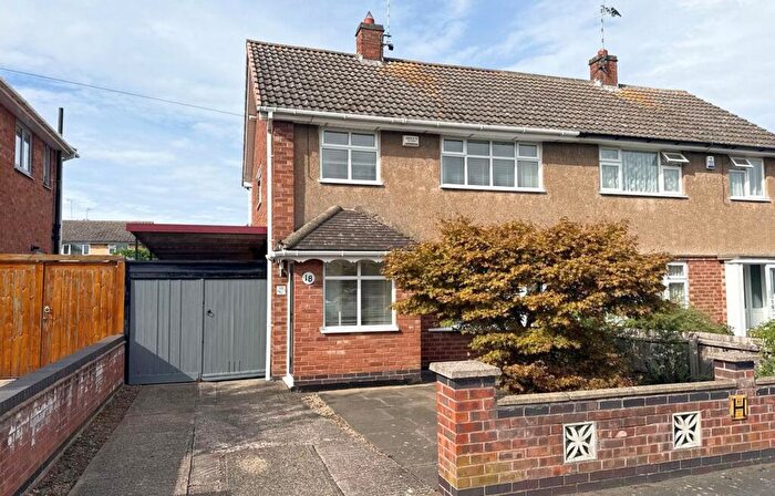 3 Bedroom Semi-Detached House For Sale In Norfolk Road, Wigston, LE18