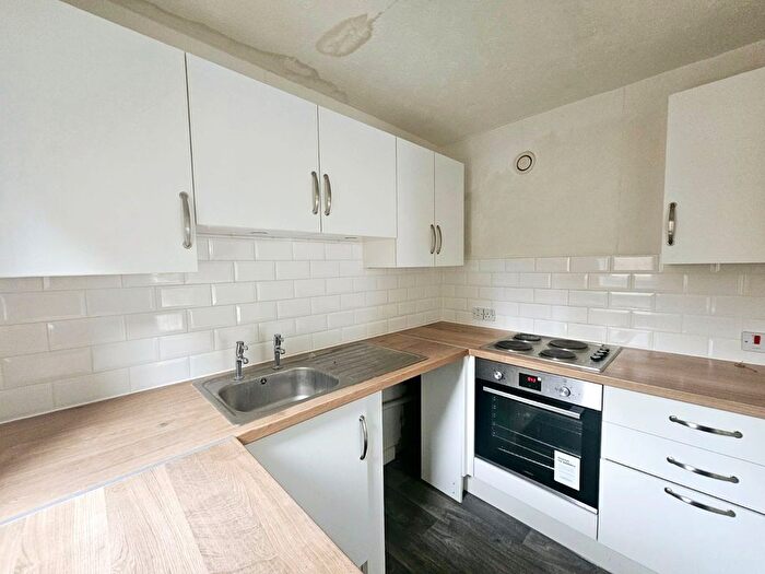 2 Bedroom Flat To Rent In Shirley Road, Southampton, SO15