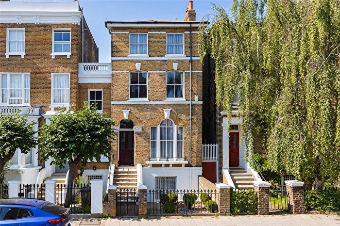 5 Bedroom Semi-detached House For Sale In St. Michael's Road, London, SW9