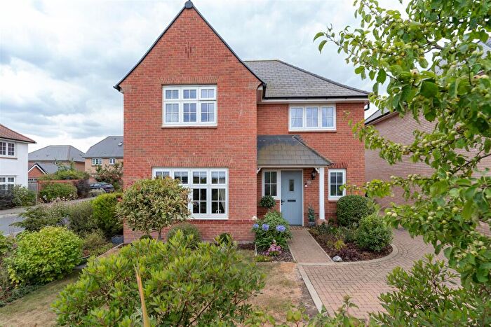 4 Bedroom Detached House For Sale In Monarch Way, Ely, CB7