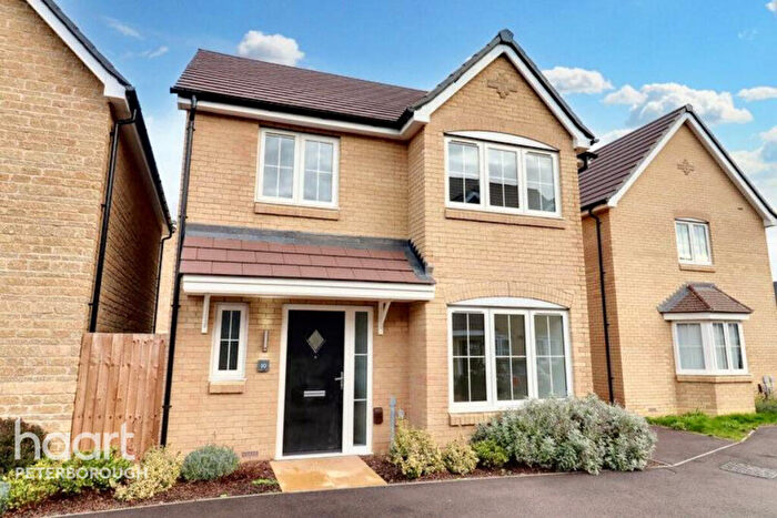 4 Bedroom Detached House For Sale In Oundle Road, Peterborough, PE7