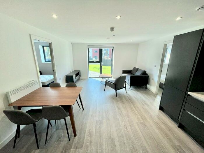 2 Bedroom Apartment To Rent In Downtown, Woden Street, Manchester, Greater Manchester, M5