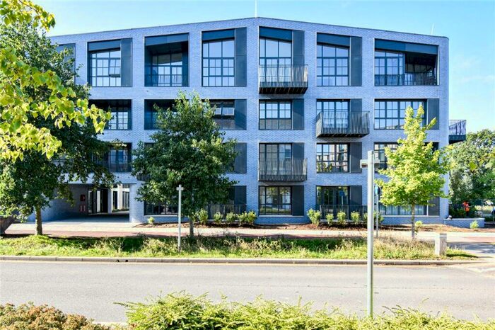 Apartment To Rent In Turing Way, Cambridge, CB3