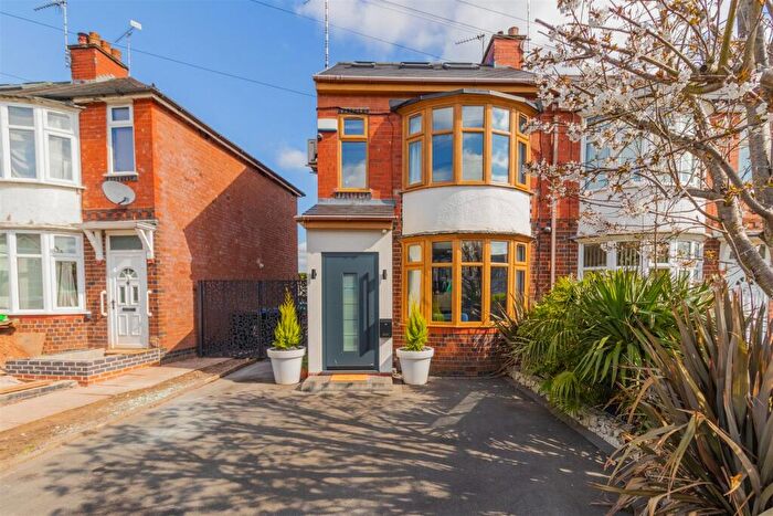 3 Bedroom End Of Terrace House For Sale In Erithway Road, Coventry, CV3