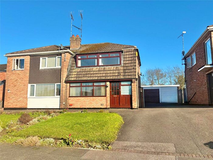 3 Bedroom Semi Detached House For Sale In Hampton Crescent, Little Neston, Cheshire, CH64