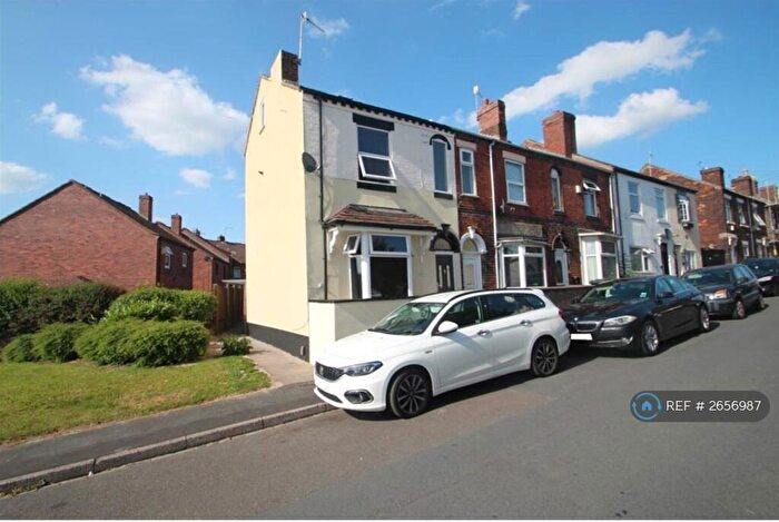 3 Bedroom End Of Terrace House To Rent In Ainsworth Street, Stoke-On-Trent, ST4