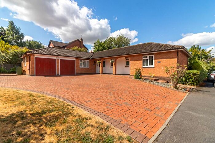 4 Bedroom Detached House For Sale In Pulford Drive, Thurnby, LE7
