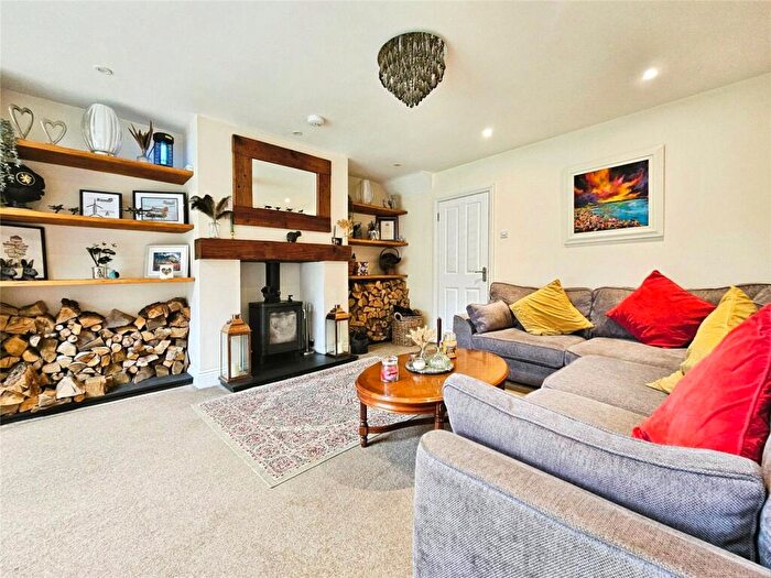 5 Bedroom Terraced House To Rent In Leicester, Bracknell, Berkshire, RG12