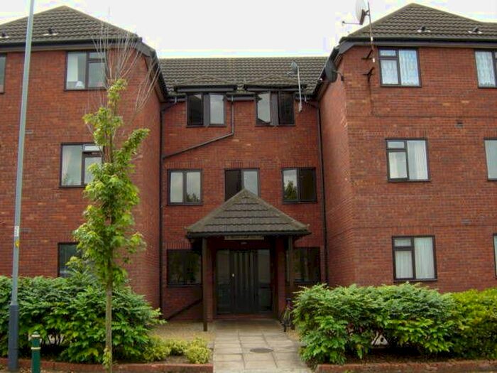 1 Bedroom Flat To Rent In Wood Street, Rugby, CV21