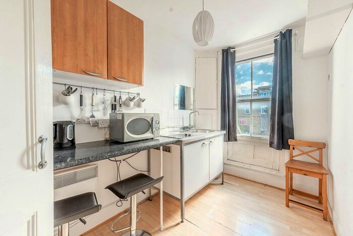 Studio To Rent In Marloes, Kensington, London, W8