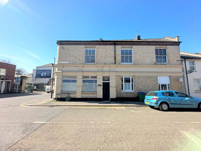 1 Bedroom Property To Rent In High Street, Cheltenham, GL50