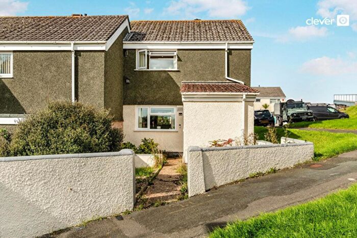 2 Bedroom End Of Terrace House For Sale In Thurlestone Walk, Plymouth, PL6