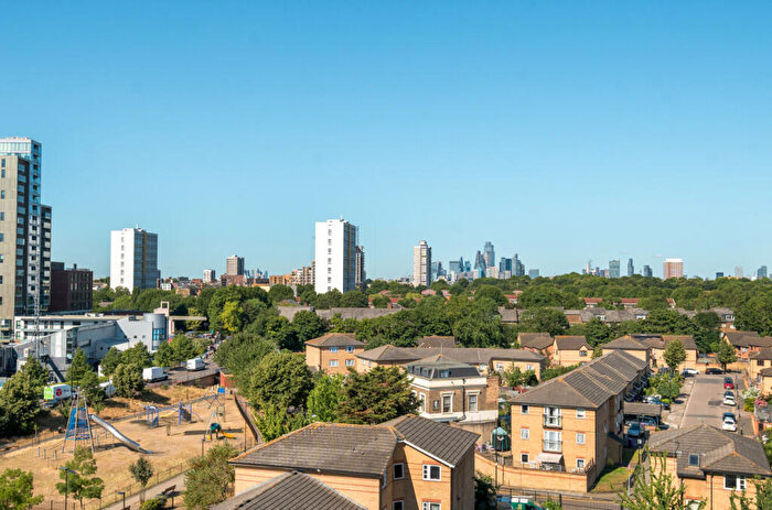 1 Bedroom Flat For Sale In Devons Road, Bow, London, E3