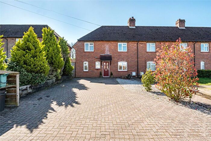 3 Bedroom End Terrace House For Sale In Lusted Hall Lane, Tatsfield, Westerham, Surrey, TN16