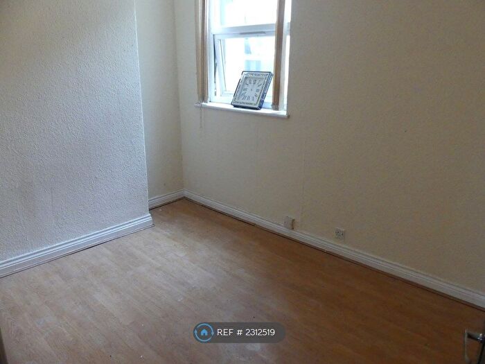 1 Bedroom Flat To Rent In Great Clowes Street, Salford, M7