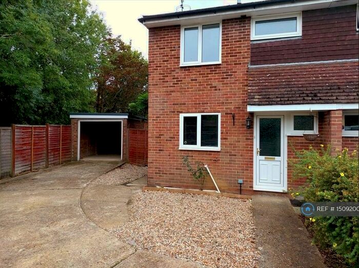 2 Bedroom Semi-Detached House To Rent In Southdown Terrace, Steyning, BN44