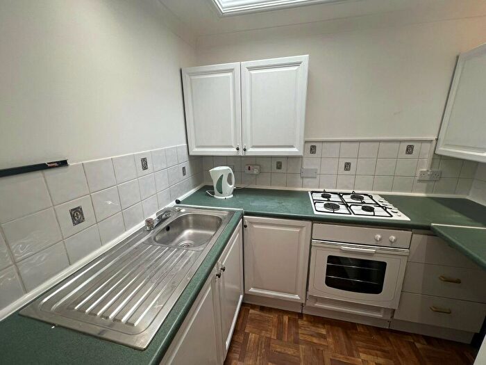 Studio To Rent In Caroline Street, Cardiff, CF10