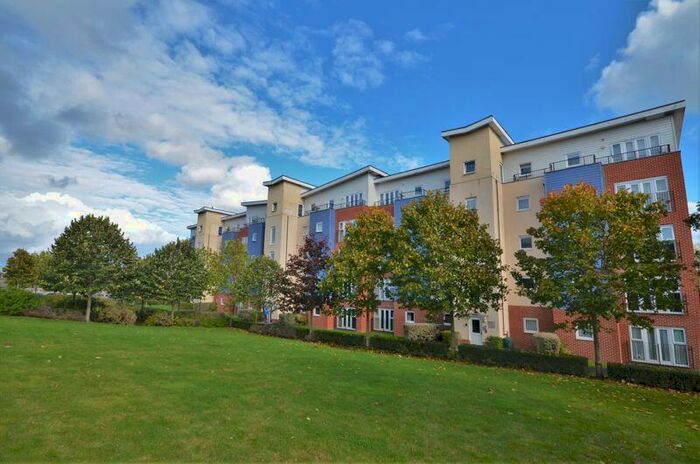 1 Bedroom Flat To Rent In Alexander Square, Eastleigh, SO50